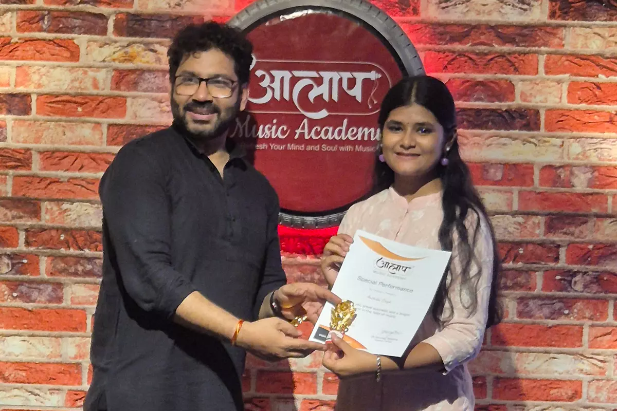 Anshika Singh at Aalaap Music Academy, Varanasi